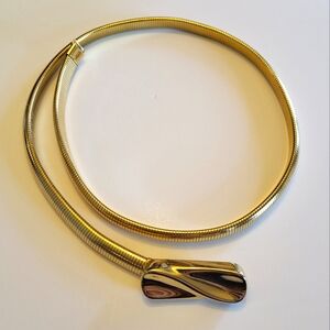 VTG Goldtone Metal Skinny Belt Fits XS (25" Waist) Abstract Buckle Some Stretch